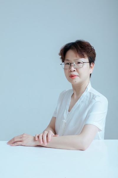 游潘丽 游潘丽