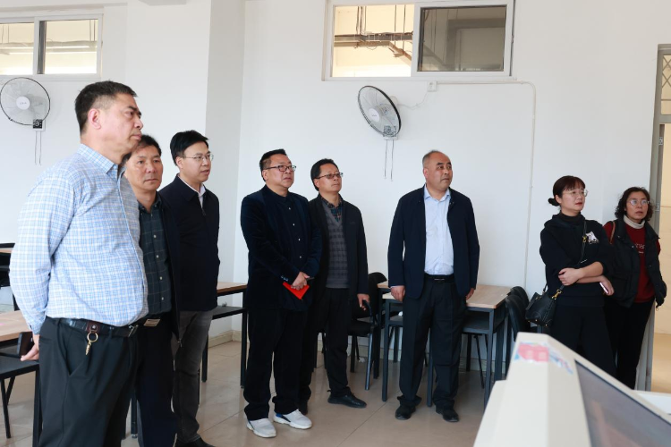 图片4 图片4