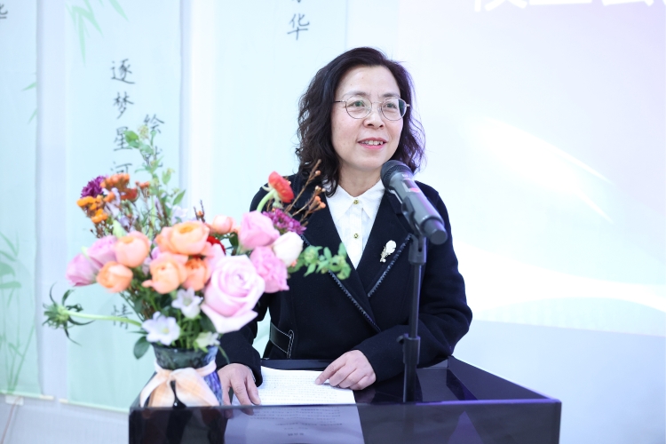 李红琴 李红琴