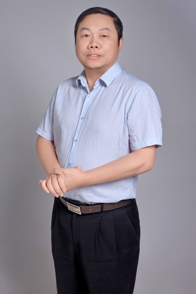 黄志秋(1) 黄志秋(1)